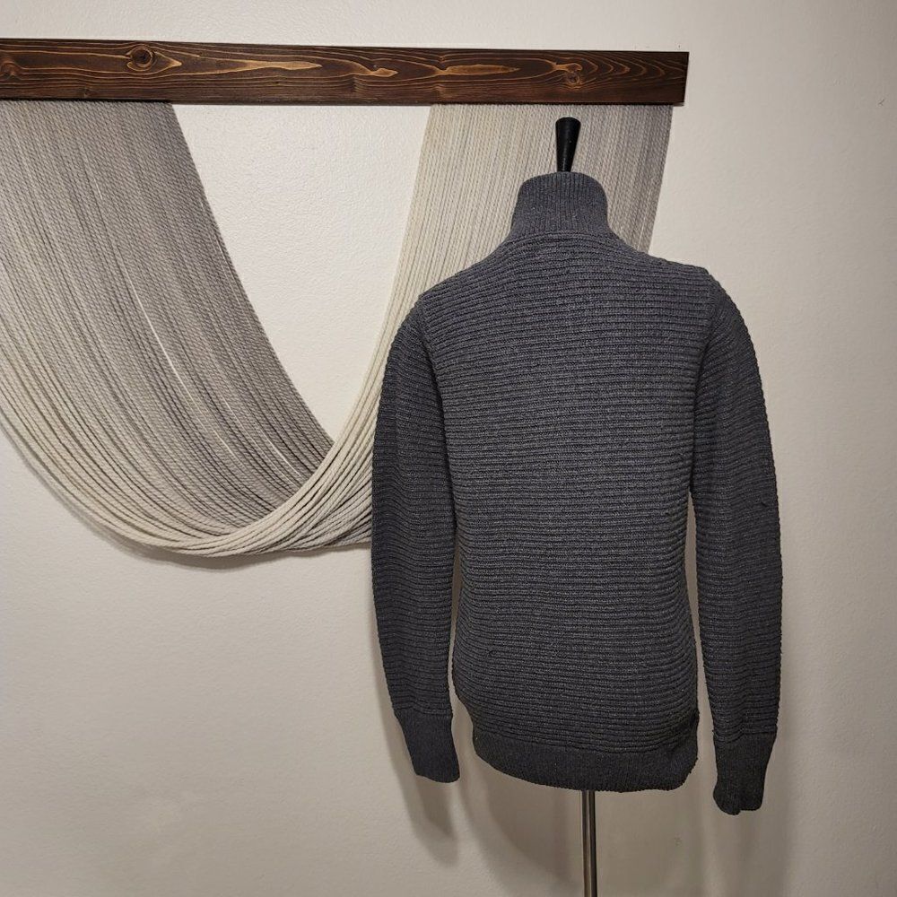 Levi's Ribbed Button Neck Sweater Sz M - Picture 3 of 4